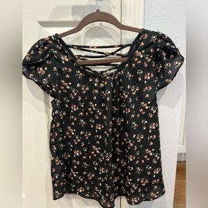 Papaya Women’s Small Top with in black with flowers and criss cross straps